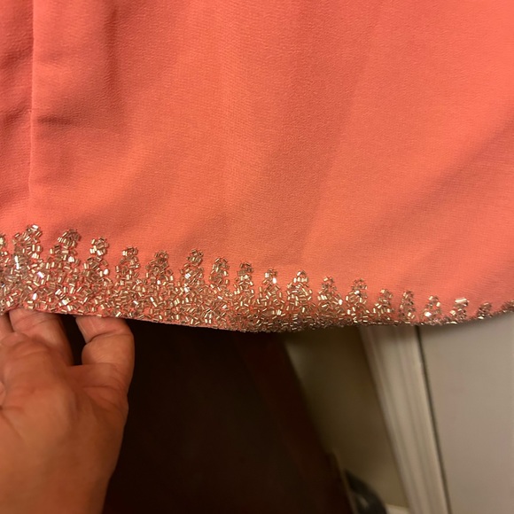 J Kara Women's👩🏽Asymmetrical Bodice EdgeBeadedShortCocktailDress👗Coral Sz 14P - Picture 7 of 9